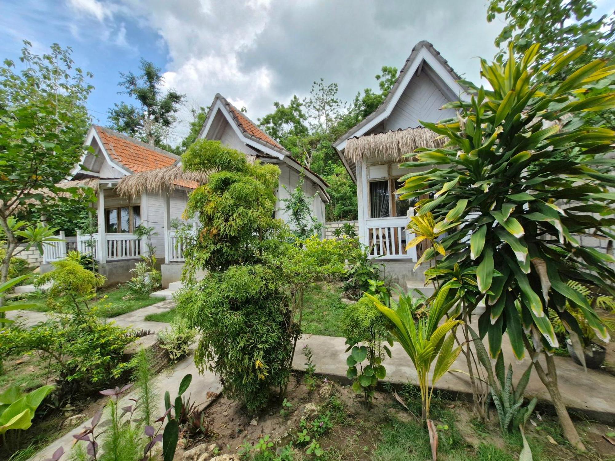 Batununggul The Layar Homestay מראה חיצוני תמונה